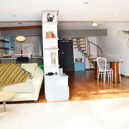 Cihangir 4br Duplex Dream House * イスタンブール